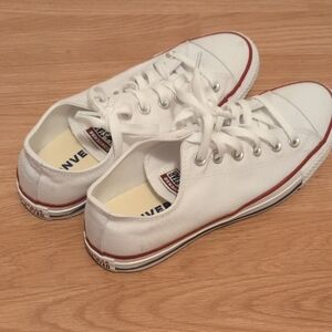 Converse White Low-Top Sneakers with Red Trim